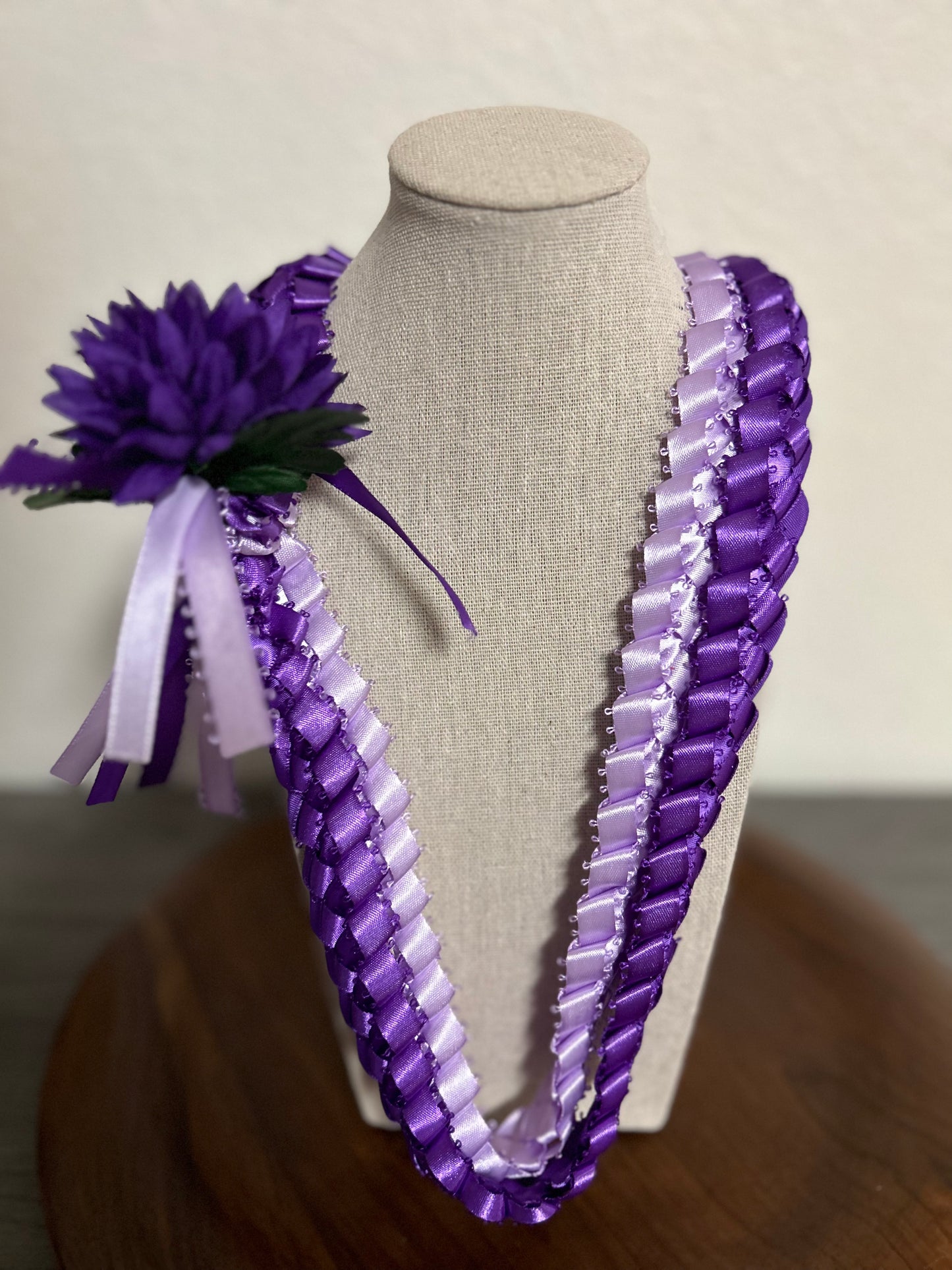 DOUBLE STRAND LEI WITH MUM [Assorted Colors Available]