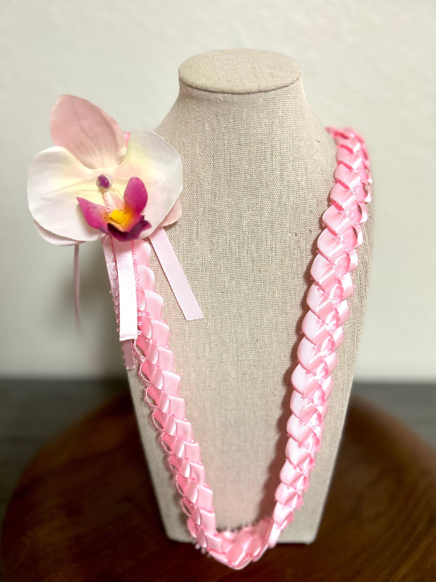 Orchid Single Strand Lei