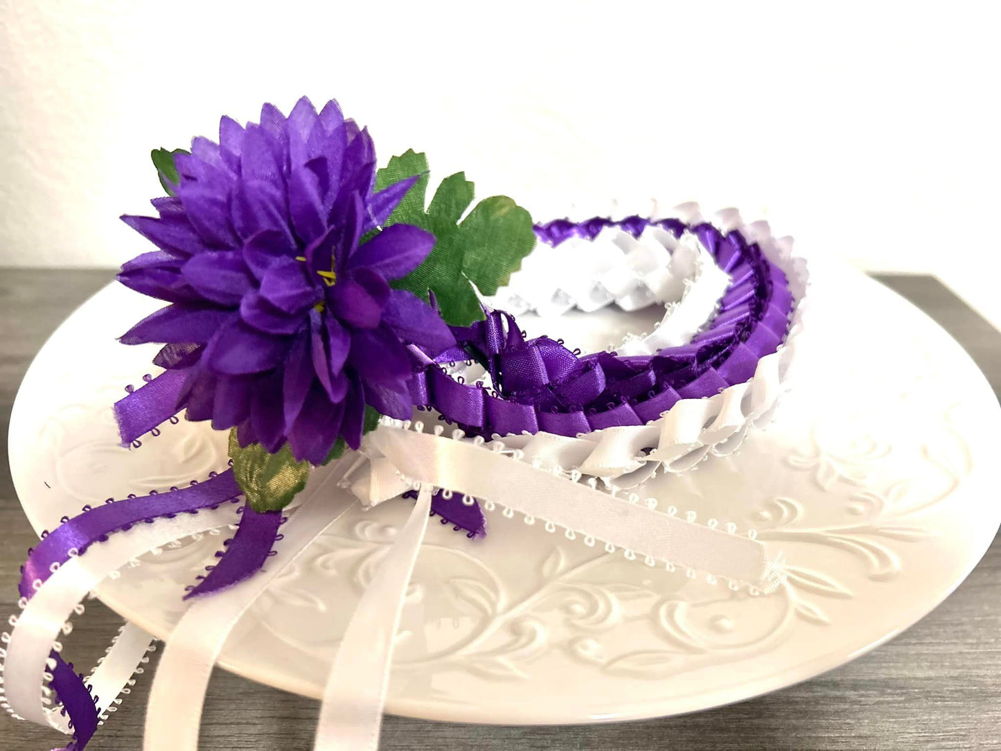 DOUBLE STRAND LEI WITH MUM [Assorted Colors Available]